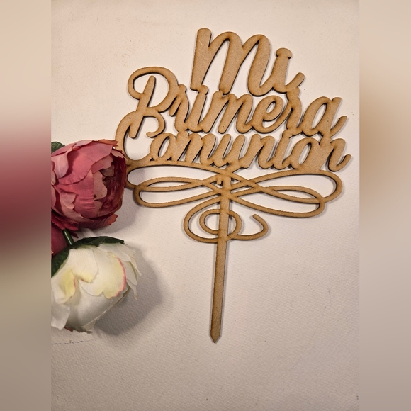 'Mi Primera Comunión' Cake Topper. Holy Communion Cake Topper. First Communion - Picture 1 of 4